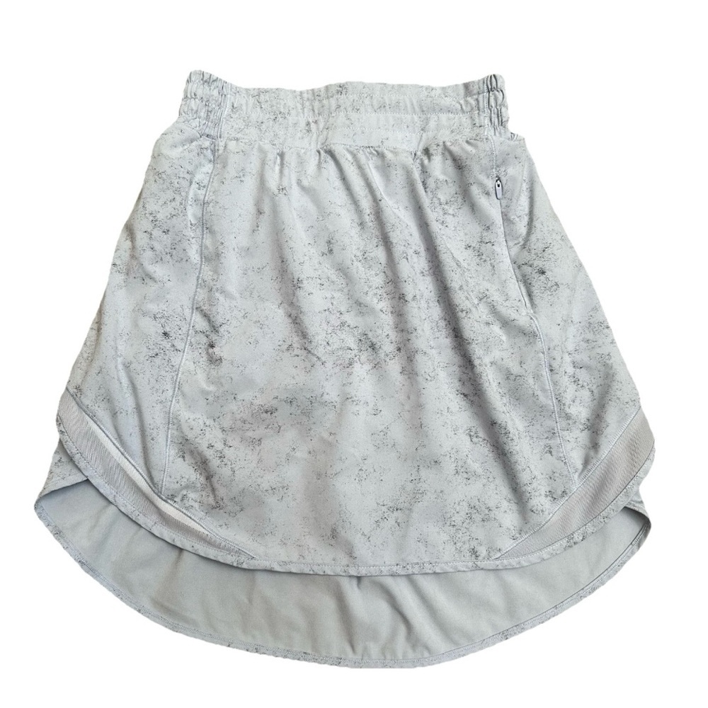 Lululemon Hotty Hot High Rise Skirt Skort Size 2 Light Blue Lycra Stretch EUC - Picture 4 of 10